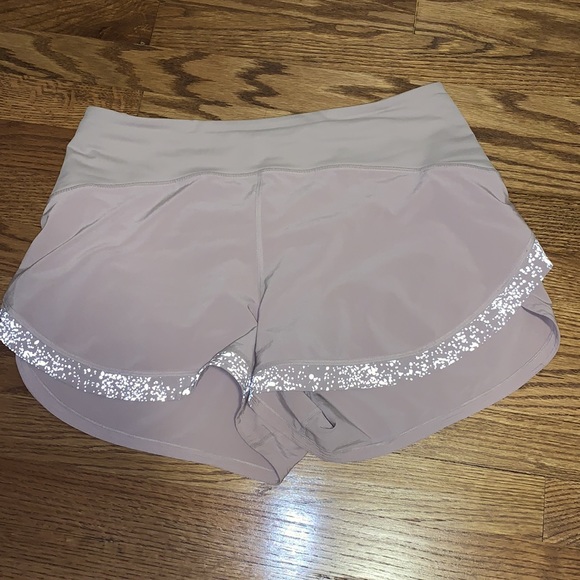 Lululemon Run The Line Short *Reflective 3" - Picture 4 of 6